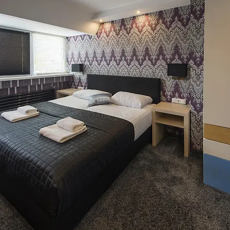 Monte Dana Zwanenburg